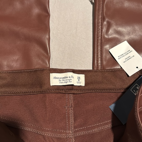 NWT Abercrombie & Fitch Faux Leather Pants - Picture 6 of 7